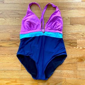 Old Navy Swimsuit Size 3X